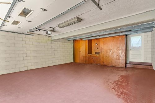 699 Fruithurst Dr, Pittsburgh PA 15228-2534 exterior