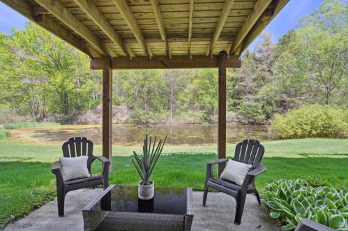 974 Ada Place Dr, Grand Rapids MI 49546-8400 exterior