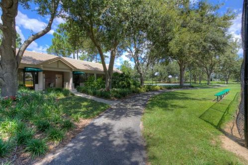 17709 Emerald Green Pl, Tampa FL 33647-2547 exterior