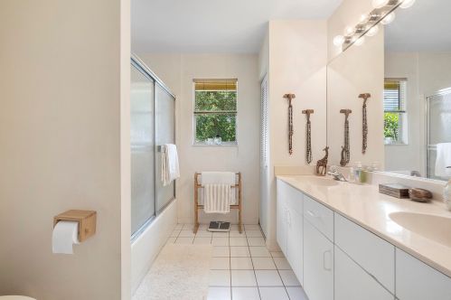 1401 18 St, Boca Raton FL 33486-6510 exterior