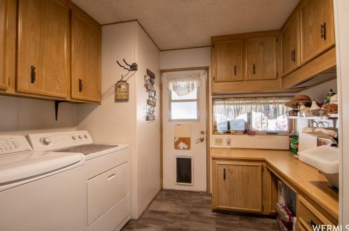 9892 Morning Star Way, Sandy UT 84070-3220 exterior