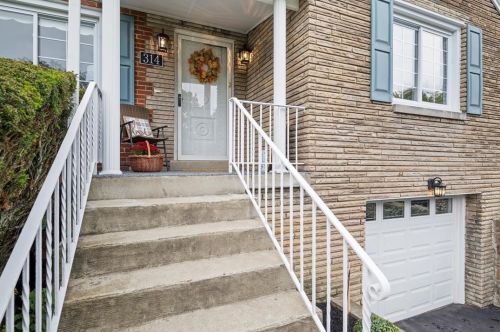 314 Janice Dr, Pittsburgh, PA 15235-3019