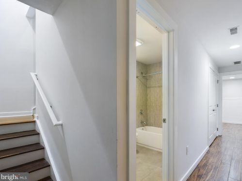 839 16th St, Philadelphia PA  19146-2120 exterior