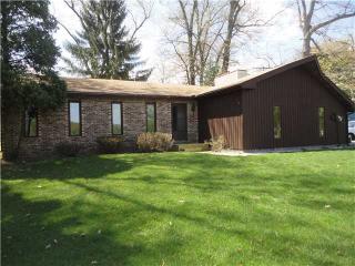 6171 Lake Dr, Haslett, MI 48840-8937