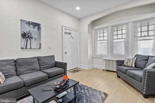 141 56 St, Philadelphia PA 19143-5306 exterior