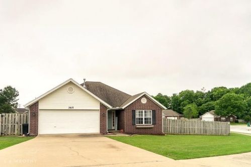 365 Ketch Ct, Springdale, AR 72762-7808
