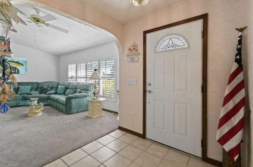 2966 Cates Cir, Fort Pierce FL  34952-5812 exterior