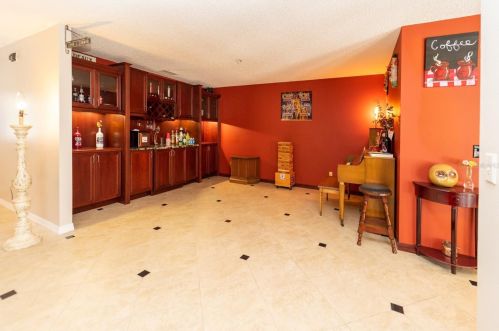 16412 Ashwood Dr, Tampa, FL 33624-1151