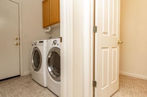 962 Ashford Dr, Turlock CA 95382-0262 exterior