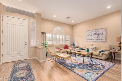 16238 16th Ln, Phoenix AZ  85045-1726 exterior