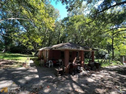 3150 Humphries Dr, Atlanta GA 30354-2472 exterior