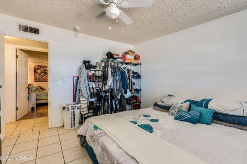 3610 32 St, Tucson AZ 85711-6830 exterior