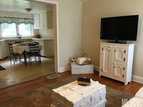 1898 Adam St, Conover, NC 28613-8606