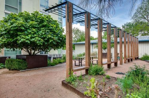 1600 Barton Springs Rd, Austin TX 78704-1081 exterior