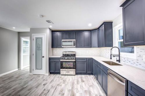 1426 Gillette St, Dallas TX 75217-1210 exterior