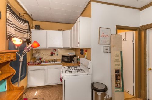 517 5 St, Duluth MN 55806-2441 exterior