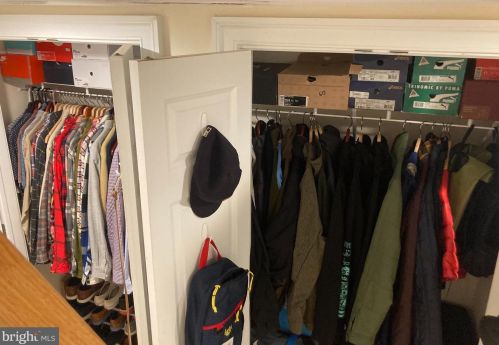 927 9th St, Philadelphia PA  19130-3934 exterior