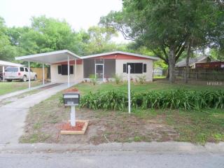 1027 Briarwood Ave, Tampa, FL 33613-1536