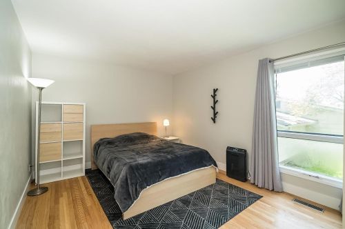 957 Flair Ct, Saint Louis MO 63146-5015 exterior