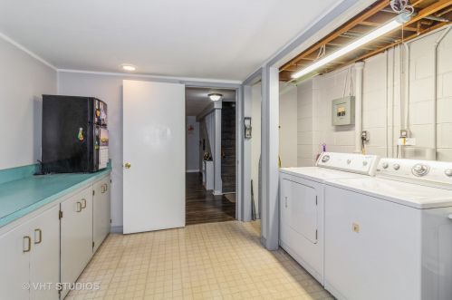 313 Dwight Ave, Joliet IL 60436-1424 exterior