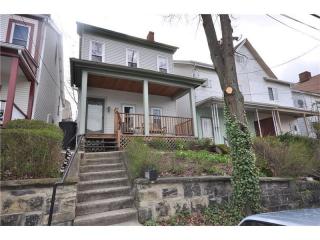 221 Ulysses St, Pittsburgh PA  15211-1545 exterior