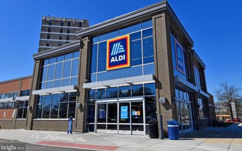 236 Jenkins St, Alexandria VA 22304-4907 exterior