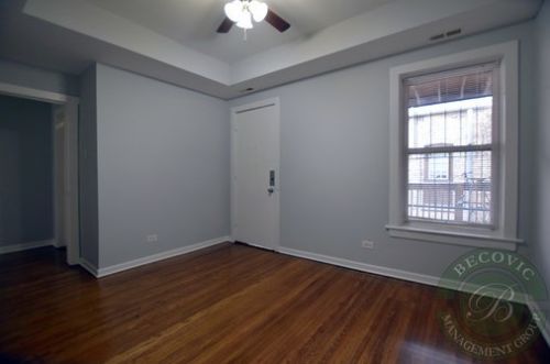 7445 Greenview Ave, Chicago IL 60626-1714 exterior