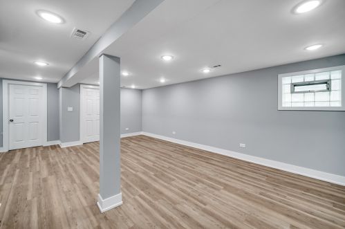 609 90th St, Chicago IL  60619-7523 exterior