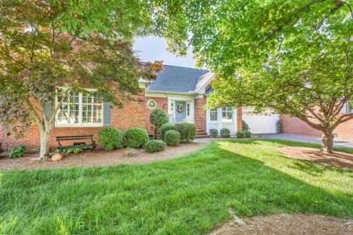 1129 Constitution Dr, Chattanooga TN  37405-4247 exterior