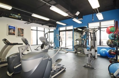 1122 Dearborn St, Chicago IL 60610-2713 exterior