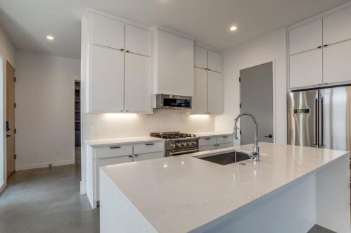 5129 Hall St, Dallas TX  75235-8815 exterior