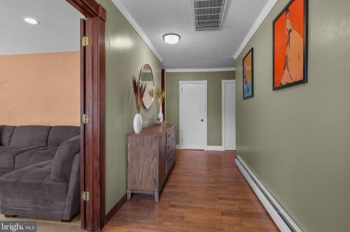 367 Andrew Rd, Huntingdon Valley, PA 19006-2359