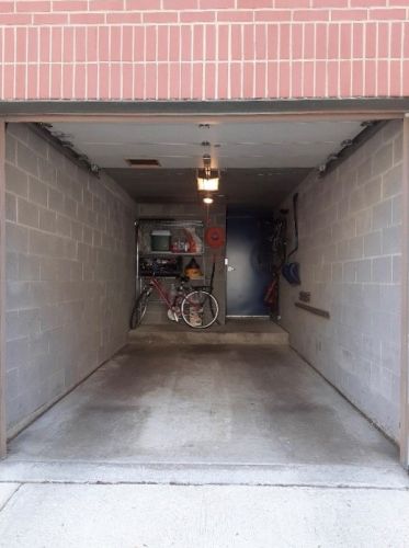 3913 Ashland Ave, Chicago IL 60613-2507 exterior