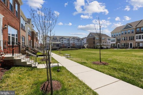 12841 Clarksburg Square Rd, Clarksburg MD 20871 exterior