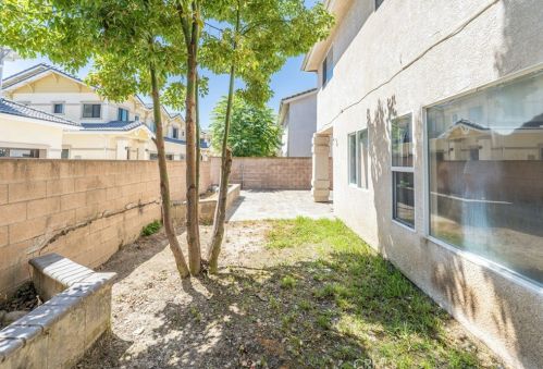 8536 Cedar St, Bellflower CA 90706-6515 exterior