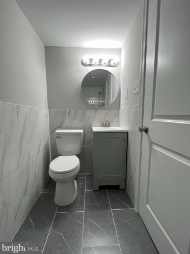 7261 Limekiln Pike, Philadelphia PA 19138-1333 exterior