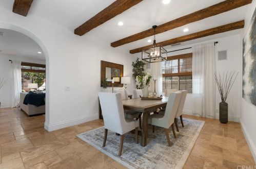 10723 Plumas Way, Tustin CA  92782-4305 exterior