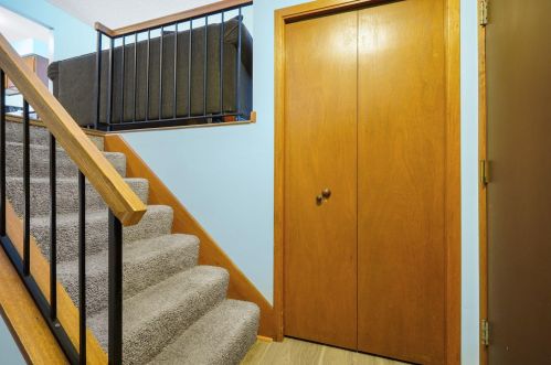 15127 Dunbar Blvd, Saint Paul MN 55124-6840 exterior