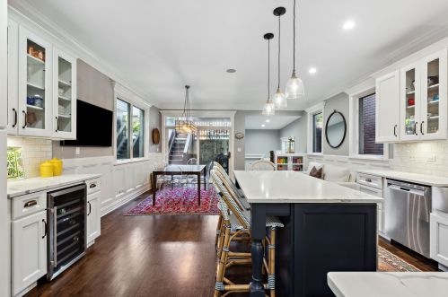 2326 Charleston St, Chicago IL 60647-4112 exterior