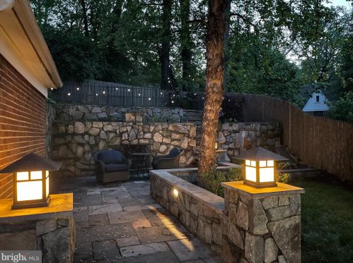 7426 Piney Branch Rd, Silver Spring MD 20901-4352 exterior