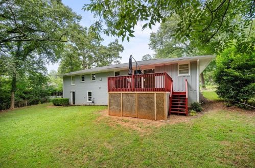 1919 Brenda Dr, Austell GA 30168-4301 exterior