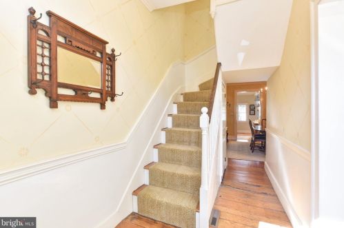 1103 Prince St, Alexandria VA 22314-2934 exterior