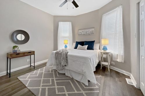 715 Harding Ave, Chicago IL 60655-3748 exterior