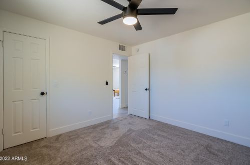 9235 4 Ave, Phoenix AZ 85041-5746 exterior