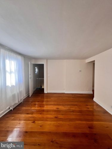 511 2nd St, Philadelphia PA  19119-2417 exterior