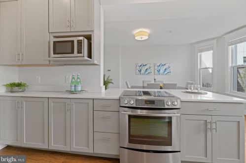 1204 I St, Washington DC 20003-4110 exterior