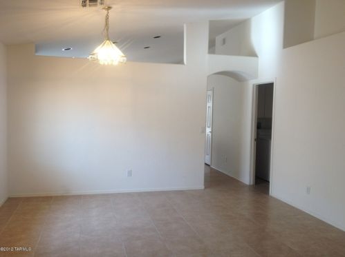 8438 Mount Elise Rd, Tucson AZ  85747-5758 exterior