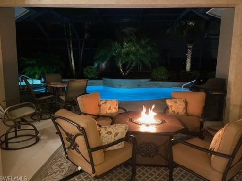 8977 Mustang Is Cir, Naples FL 34113-1644 exterior