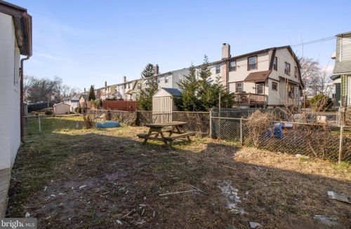 6 Bonsall Ave, Manor PA exterior