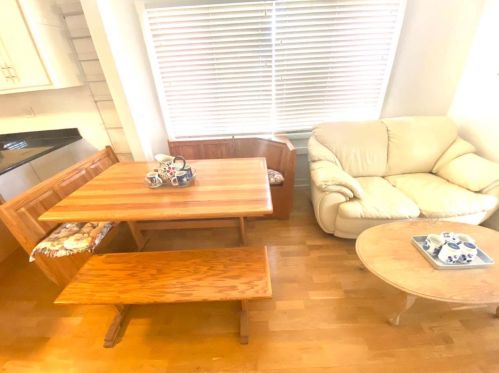 245 L St, Bakersfield CA 93304-1472 exterior